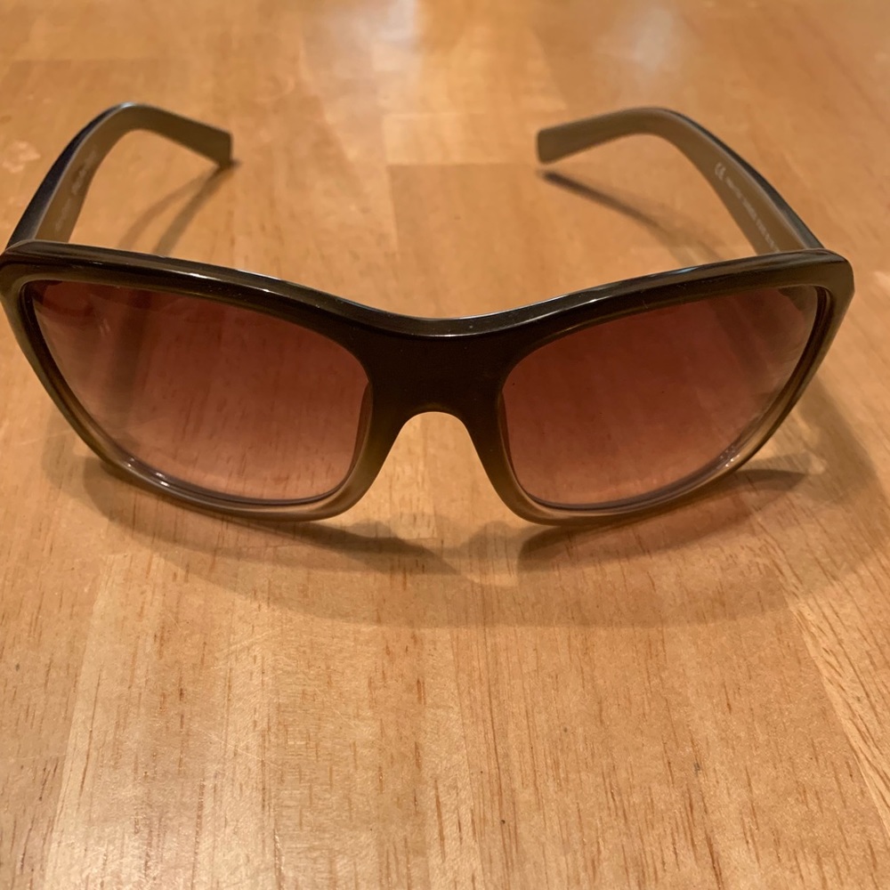 Juicy couture sunglasses - Picture 3 of 4